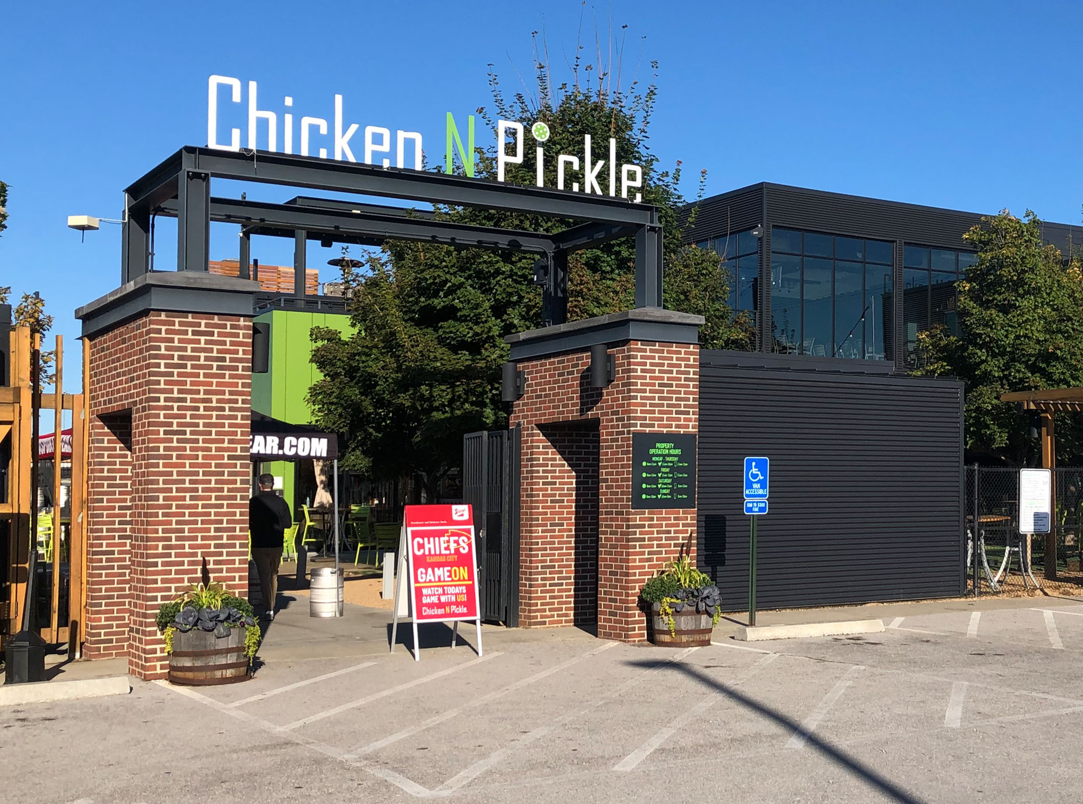 Chicken N Pickle restaurant